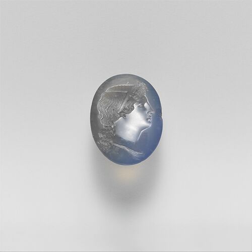 Chalcedony oval gem