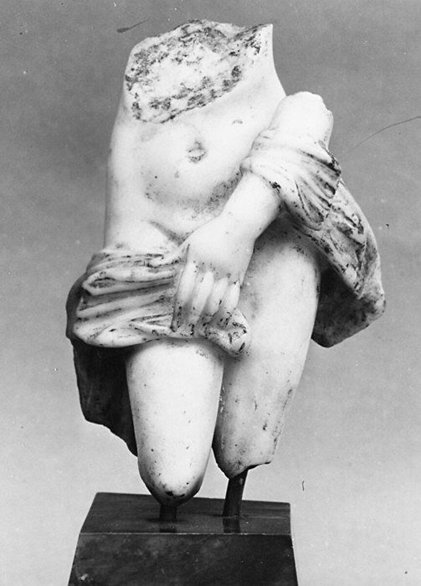 Marble statuette of Aphrodite, Marble, Roman 