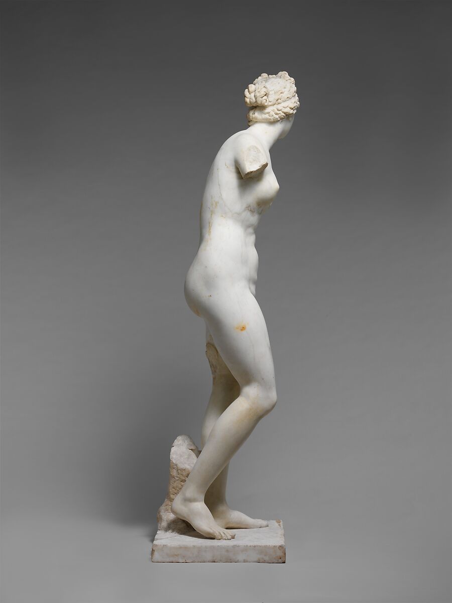 Marble statue of Aphrodite, Marble, Roman