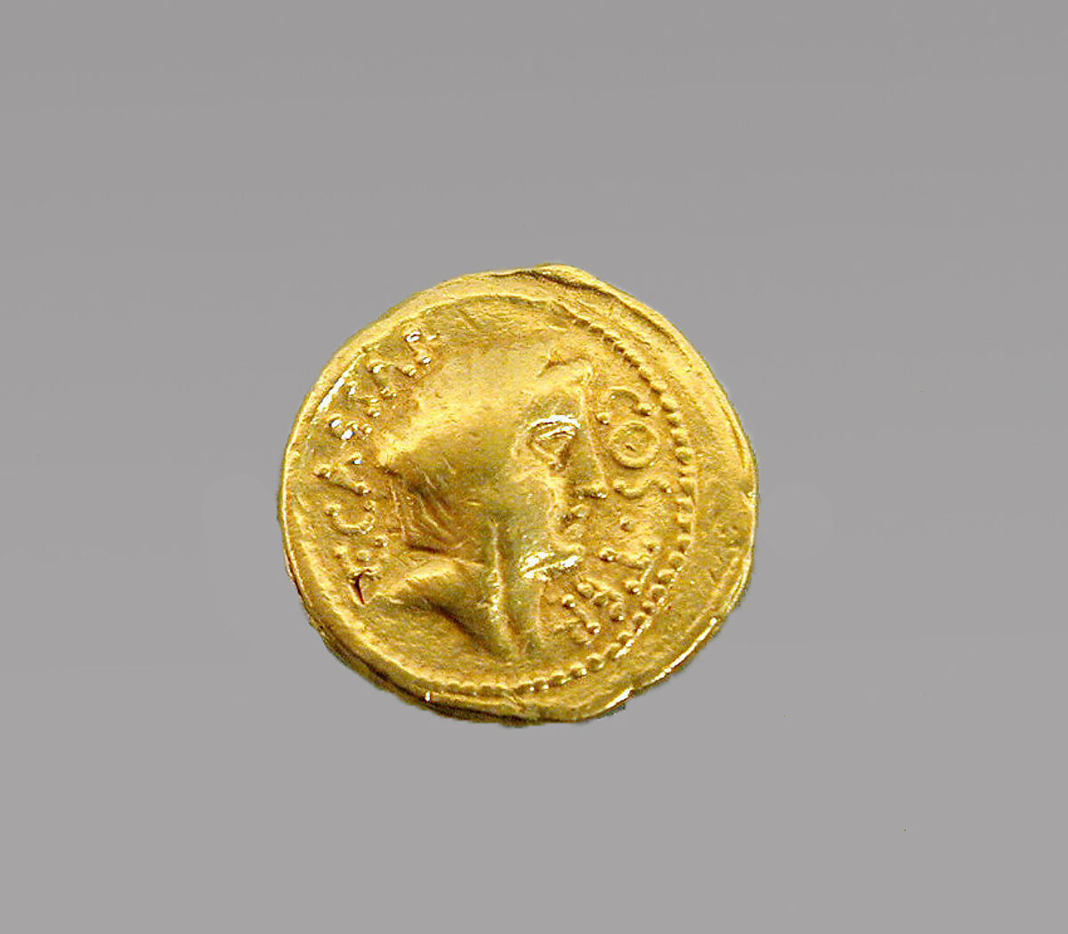 Gold aureus of Julius Caesar, gold, Roman 