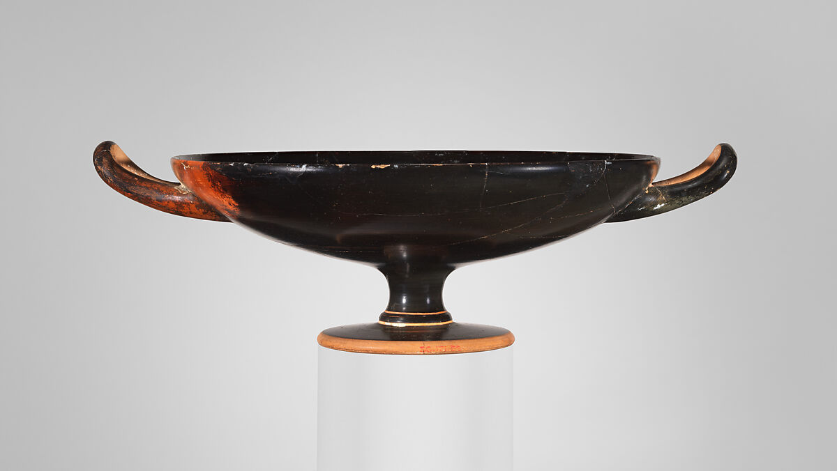Terracotta kylix (drinking cup), Attributed to an artist near the Kleophrades Painter, Terracotta, Greek, Attic
