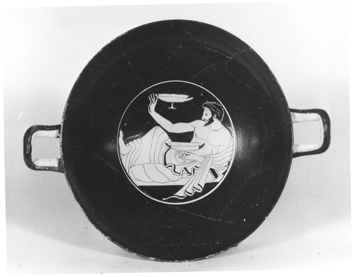Terracotta kylix (drinking cup), Attributed to an artist near the Kleophrades Painter, Terracotta, Greek, Attic 