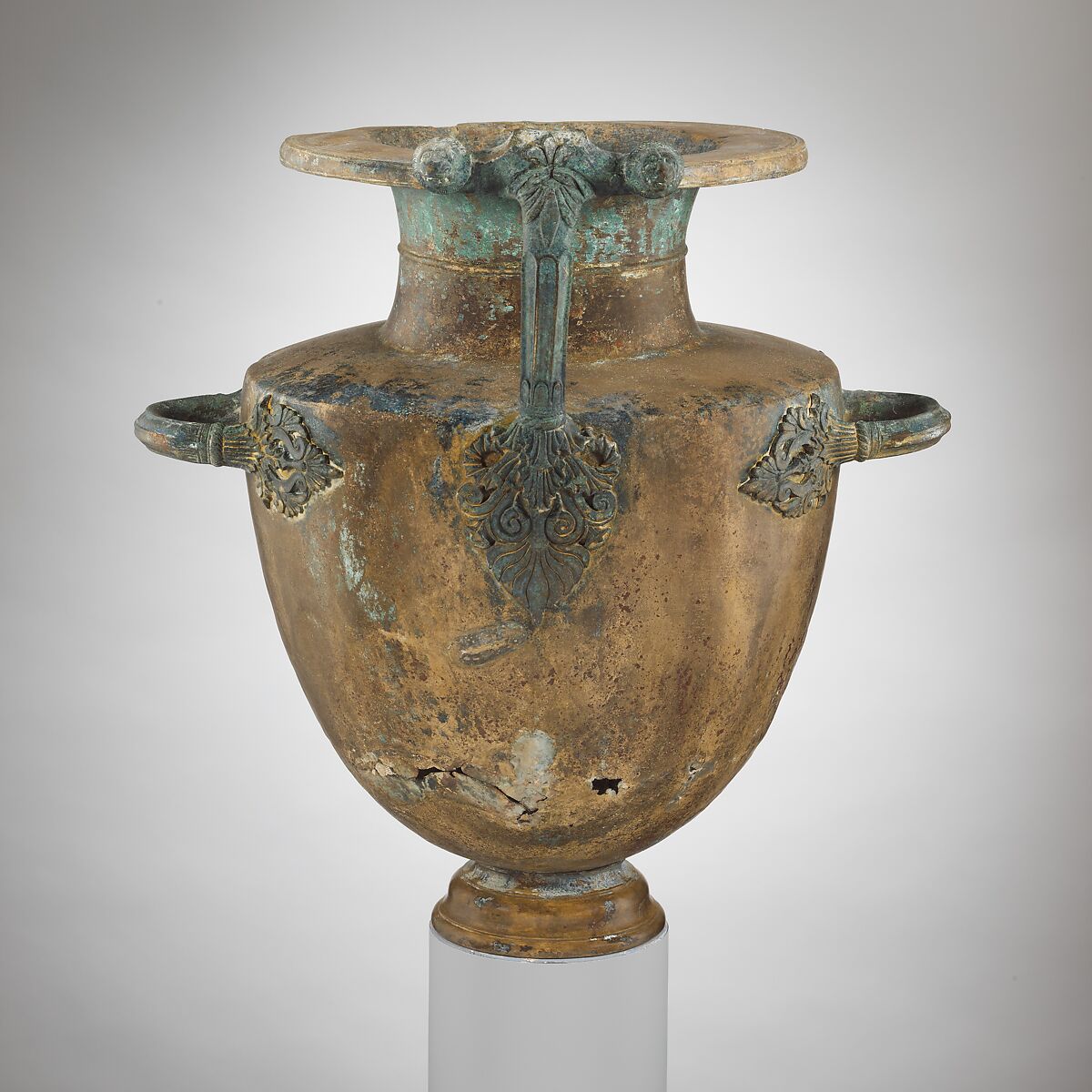 Bronze hydria (water jar), Bronze, Greek 