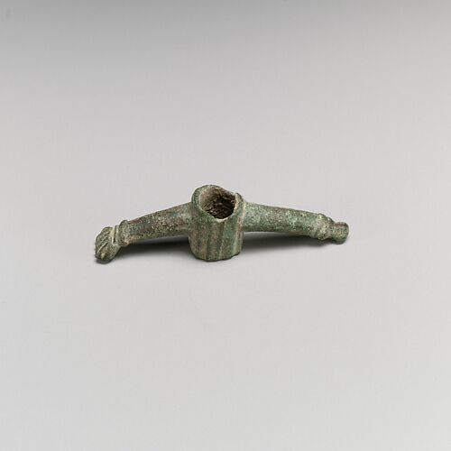 Bronze phallic amulet