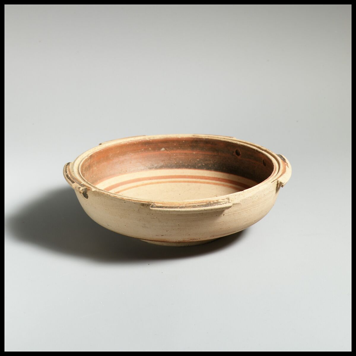 Bowl, Terracotta, Italic-Native, South Italian (Daunian) 