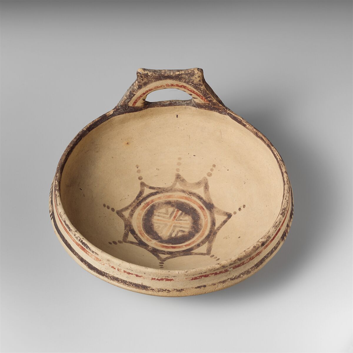 Bowl, Terracotta, Italic-Native, South Italian (Daunian)