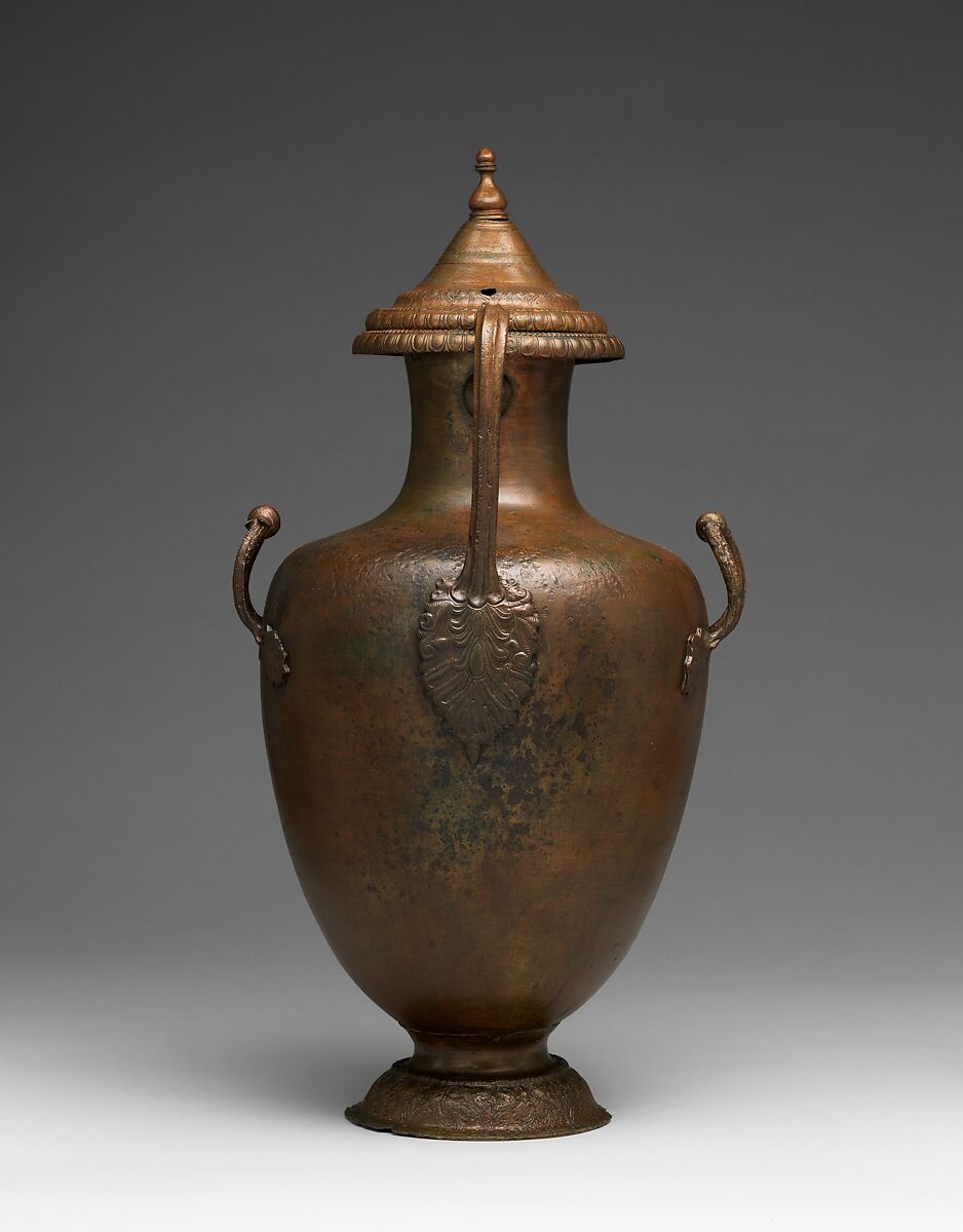 Bronze hydria (water jar) with lid, Bronze, Greek
