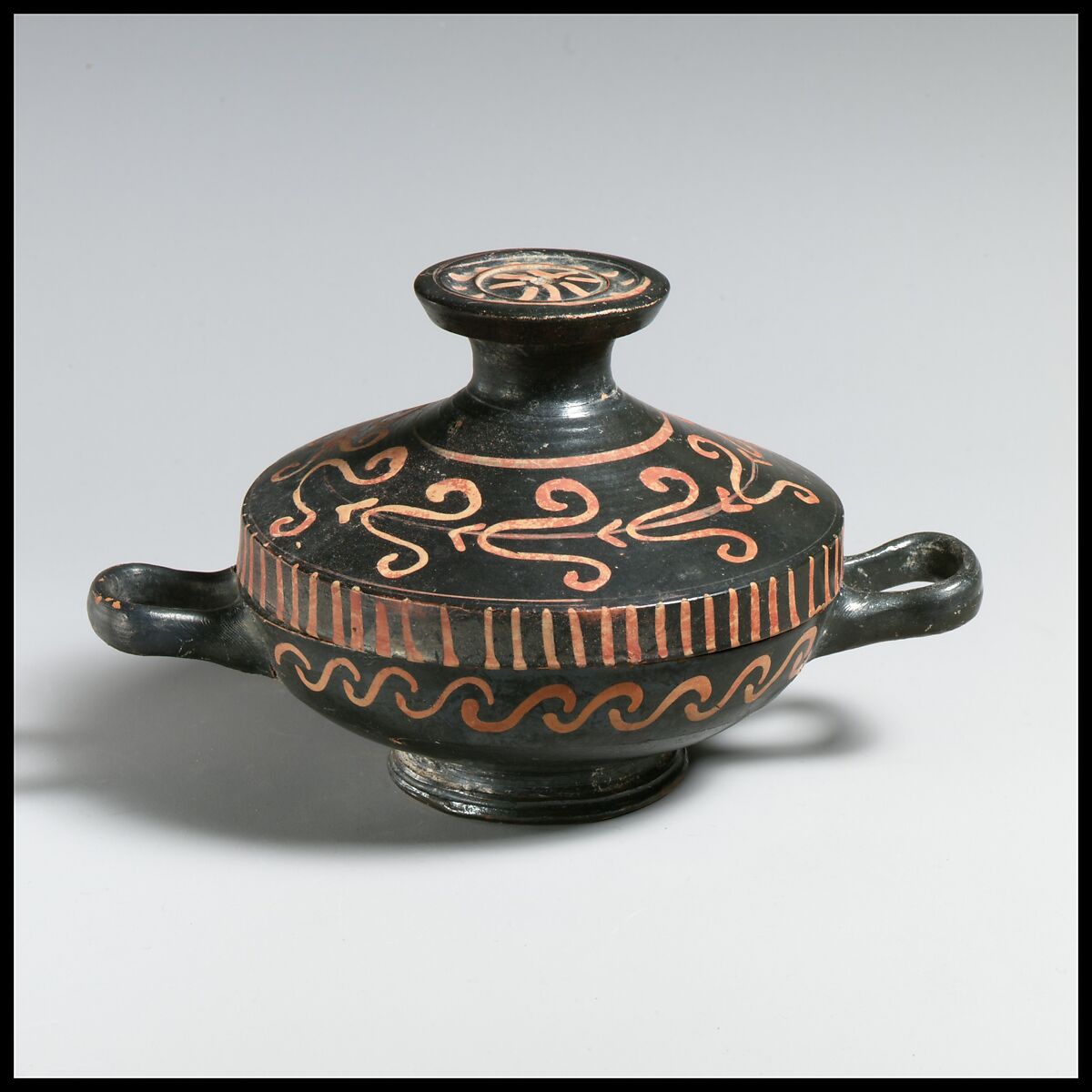 Lekanis with lid, Attributed to the Xenon Group, Terracotta, Greek, South Italian, Apulian 