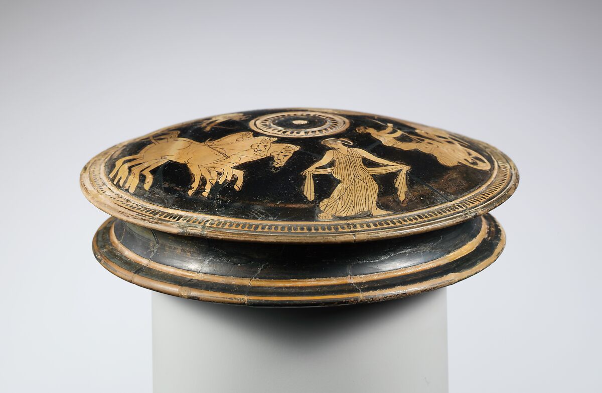 Terracotta pyxis (box), Attributed to the Marlay Painter, Terracotta, Greek, Attic 