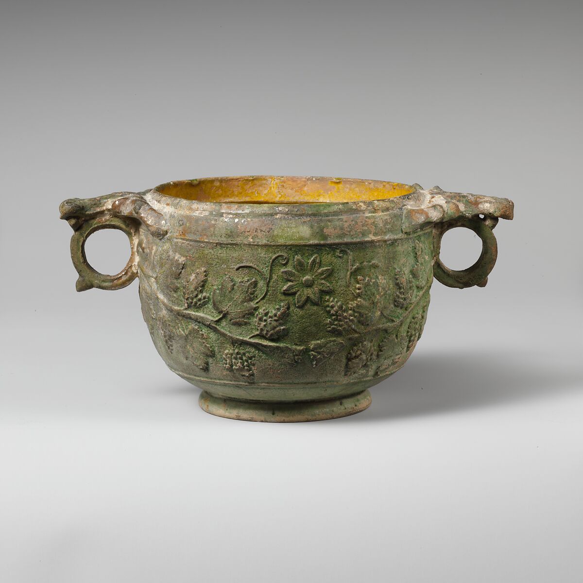 Terracotta scyphus (drinking cup), Terracotta, Roman 