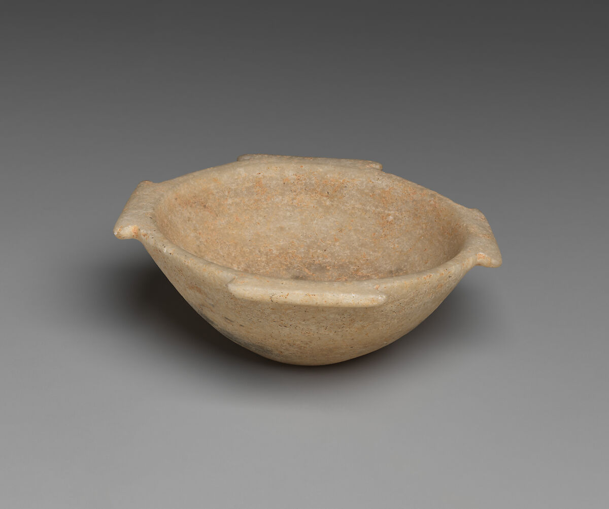 Marble bowl with four flanges, Marble, Cycladic 