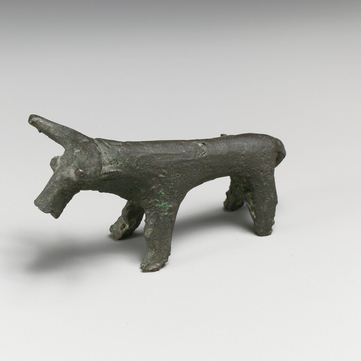 Bronze statuette of a bull, Bronze, Greek 