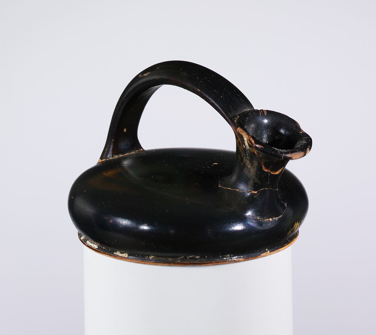 Terracotta askos (flask with a spout and handle over the top), Terracotta, Greek, Attic 