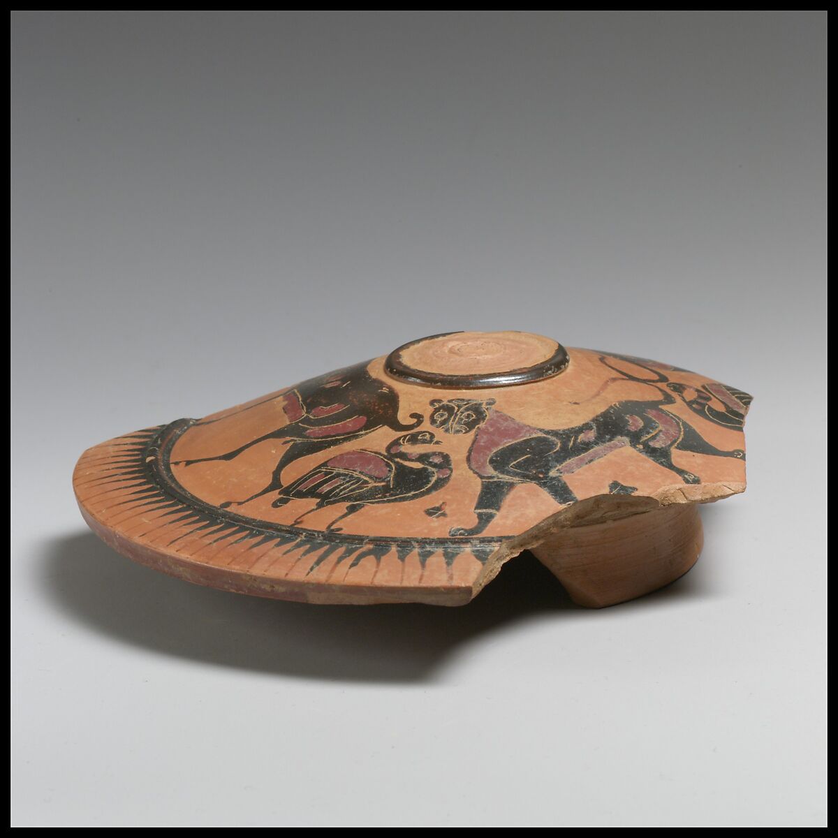 Terracotta lid, Attributed to the Group of the Vienna Amphora, Terracotta, Greek, Chalcidian 