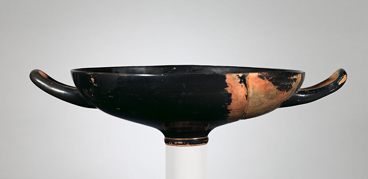 Terracotta kylix (drinking cup), Signed by Epiktetos as painter, Terracotta, Greek, Attic