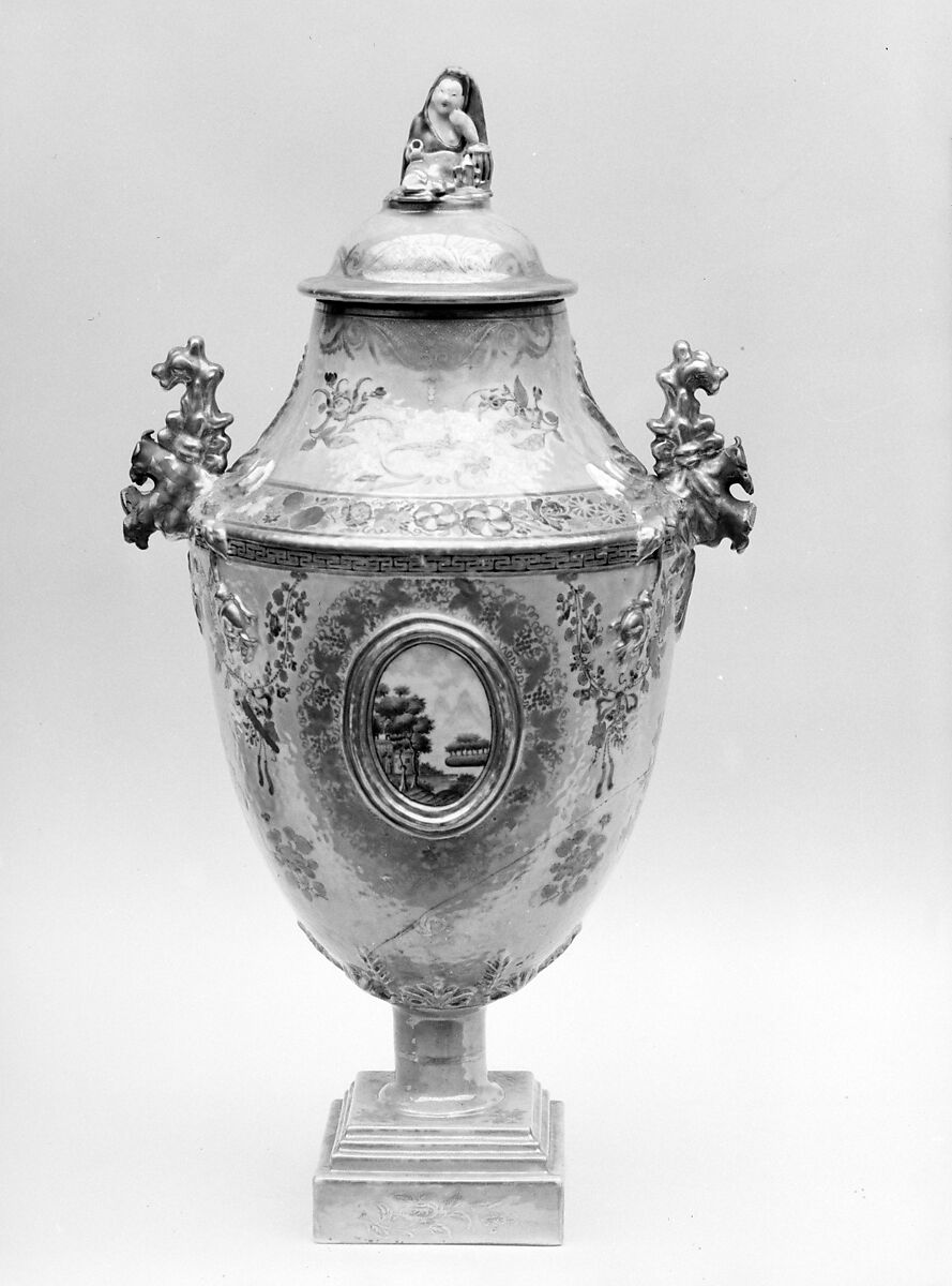 Covered Vase, Porcelain, Chinese