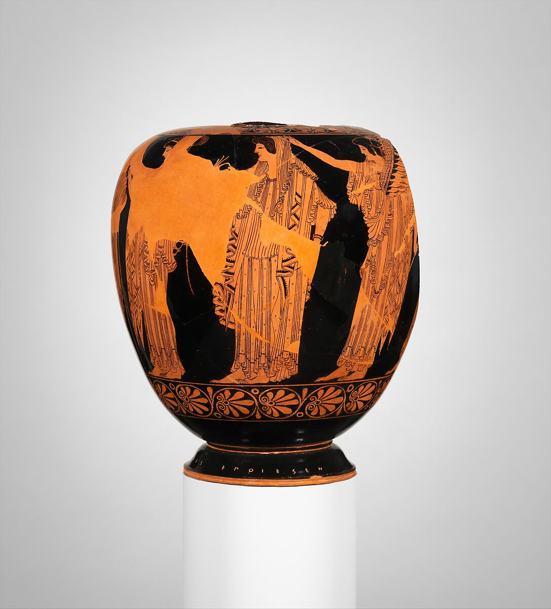 Fragment of a terracotta oinochoe, joins 1981.11.9, Attributed to Euthymides, Potter, Terracotta, Greek, Attic 
