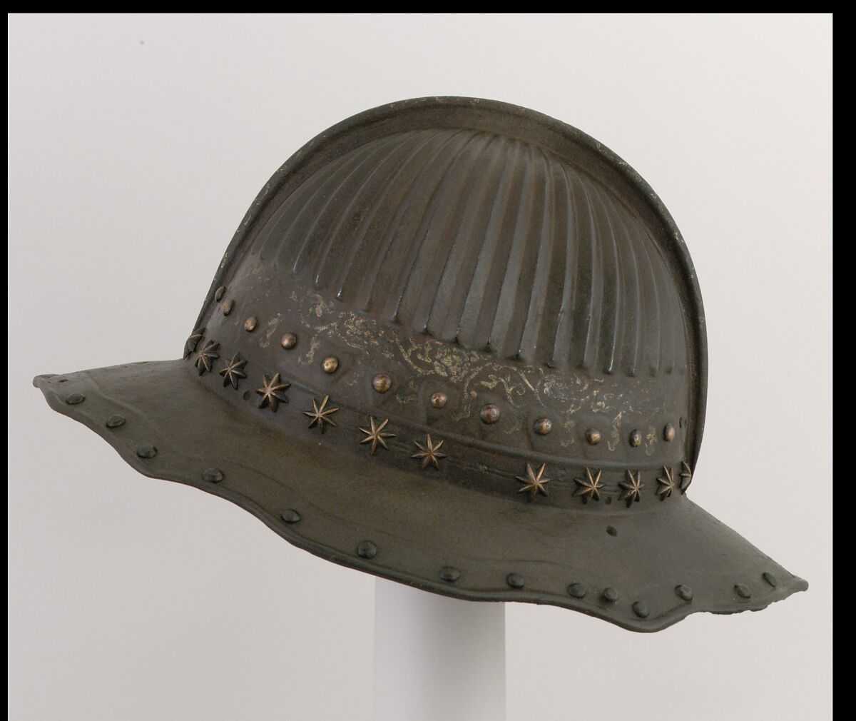 Pikeman's Helmet, Steel, lacquer, gold, brass, Dutch or Flemish, later modified in Japan
