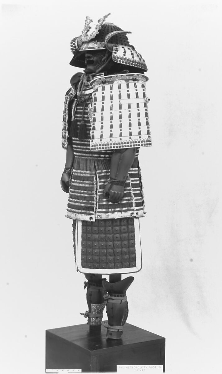 Armor (<i>Gusoku</i>), Iron, lacquer, gold, silver, copper alloy, leather, silk, Japanese