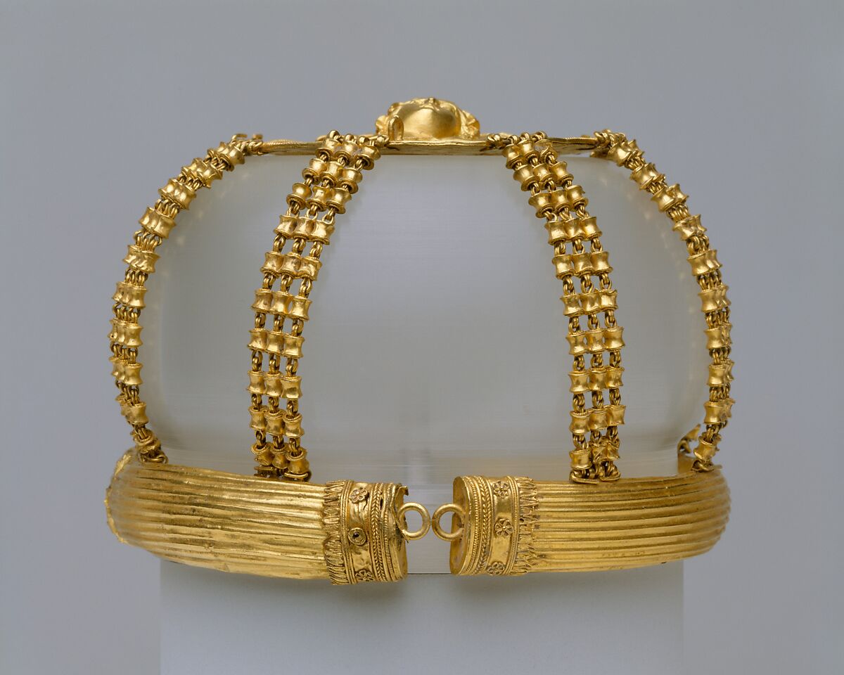 Gold openwork hairnet with medallion, Gold, Greek, Ptolemaic