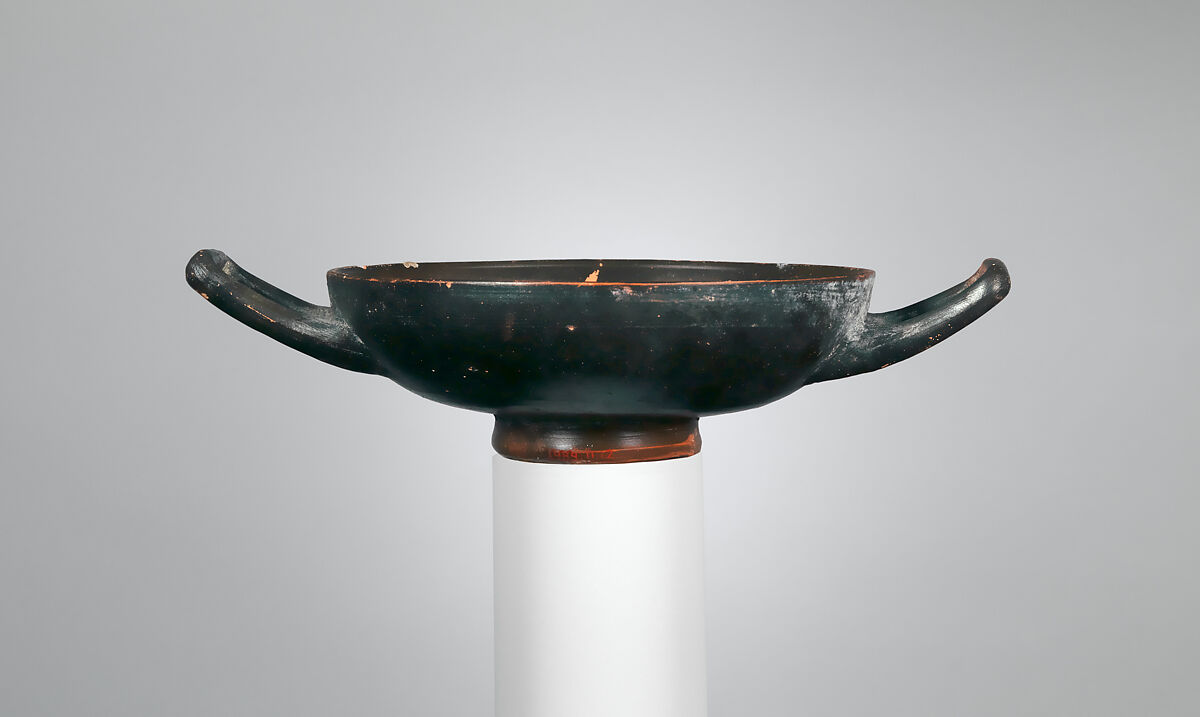 Terracotta stemless kylix (drinking cup), Attributed to the Asteas Workshop, Terracotta, Greek, South Italian, Paestan