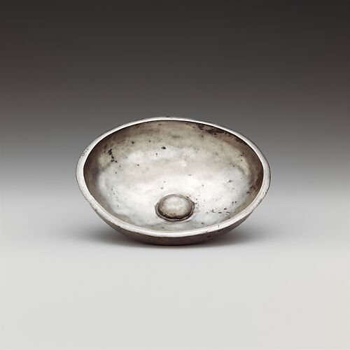 Silver phiale (libation bowl)