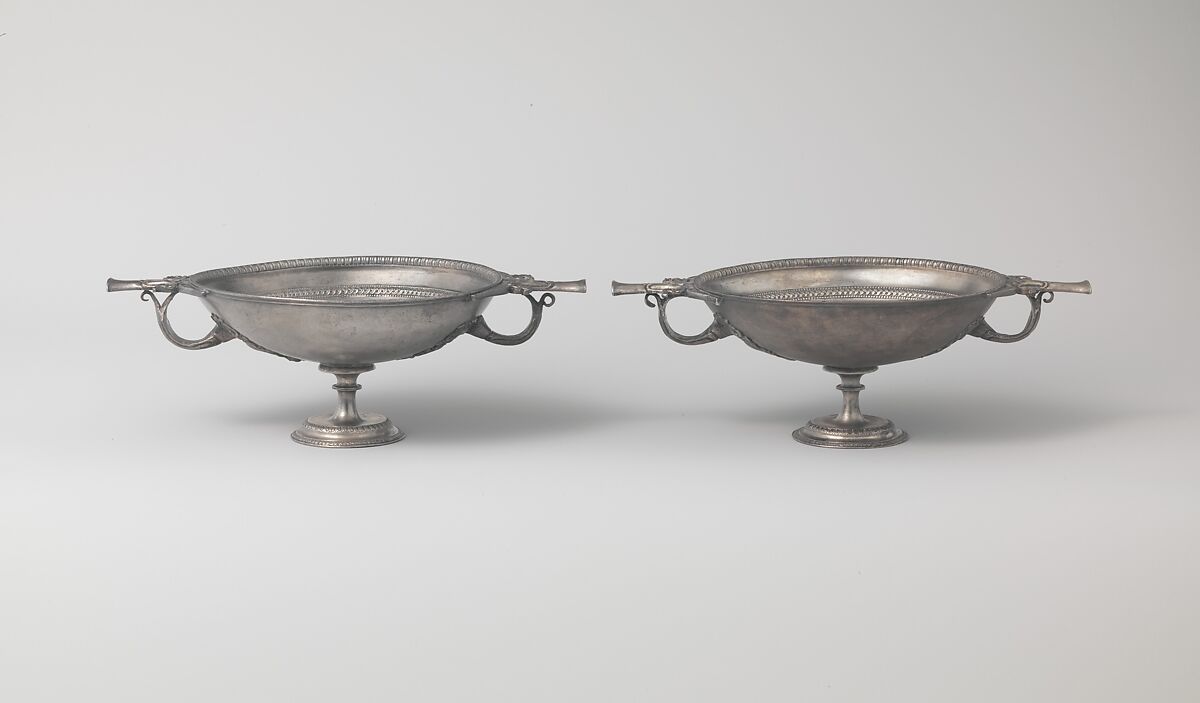 Silver drinking cup, Silver, gold, Roman