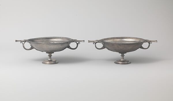 Silver drinking cup, Silver, gold, Roman