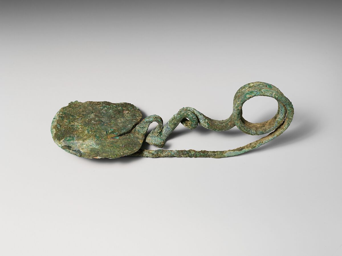 Bronze disc-type fibula (safety pin), Bronze, Italic 