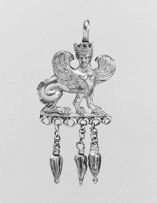 Gold earring with a sphinx, Gold, Greek