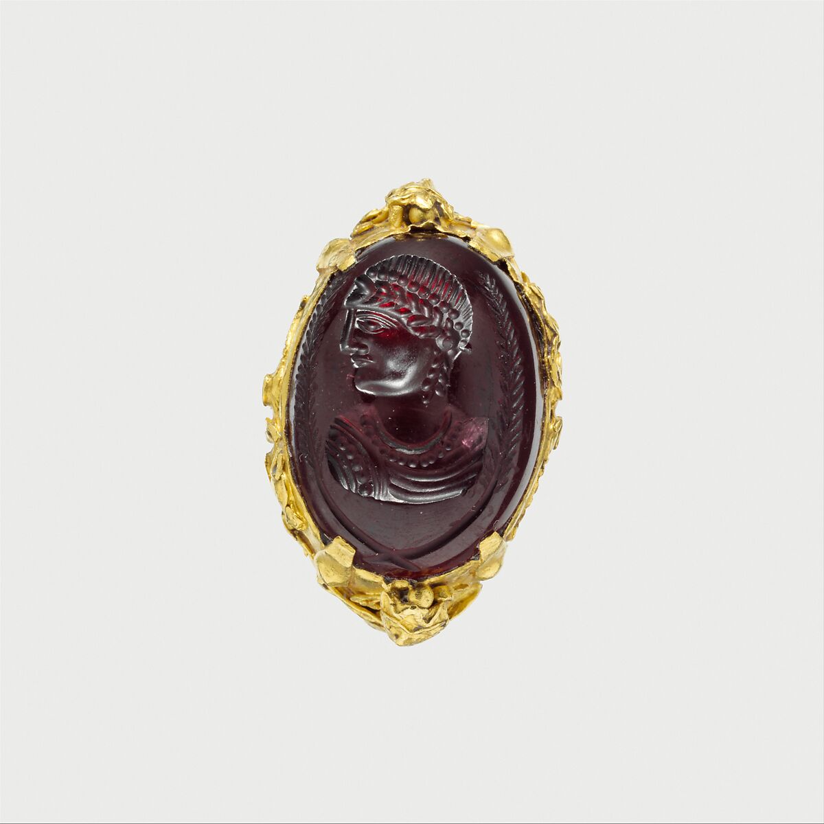 Gold ring with a carnelian or glass intaglio, Gold, Roman