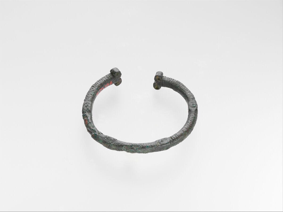 Bronze bracelet, Bronze