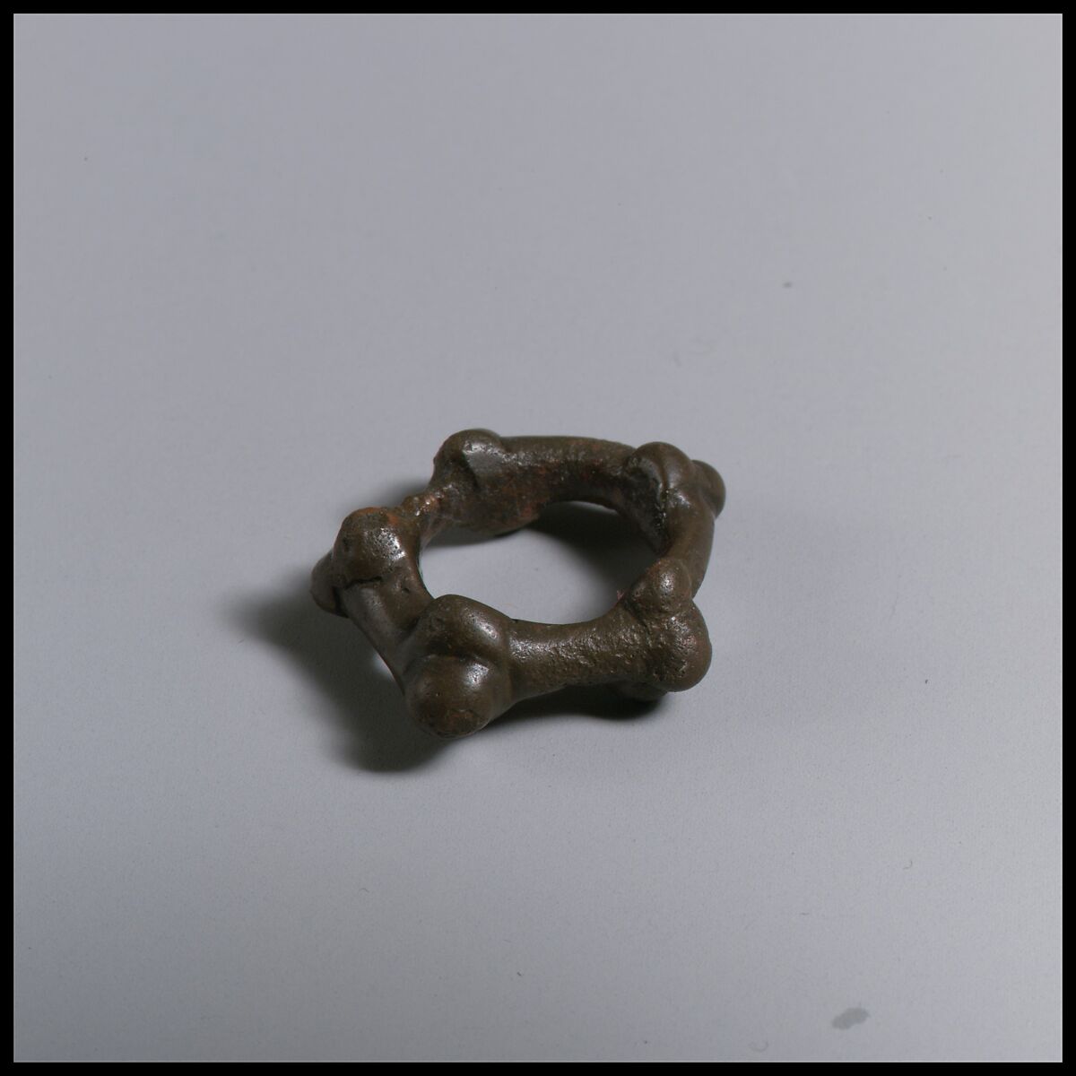 Bronze ring, Bronze 