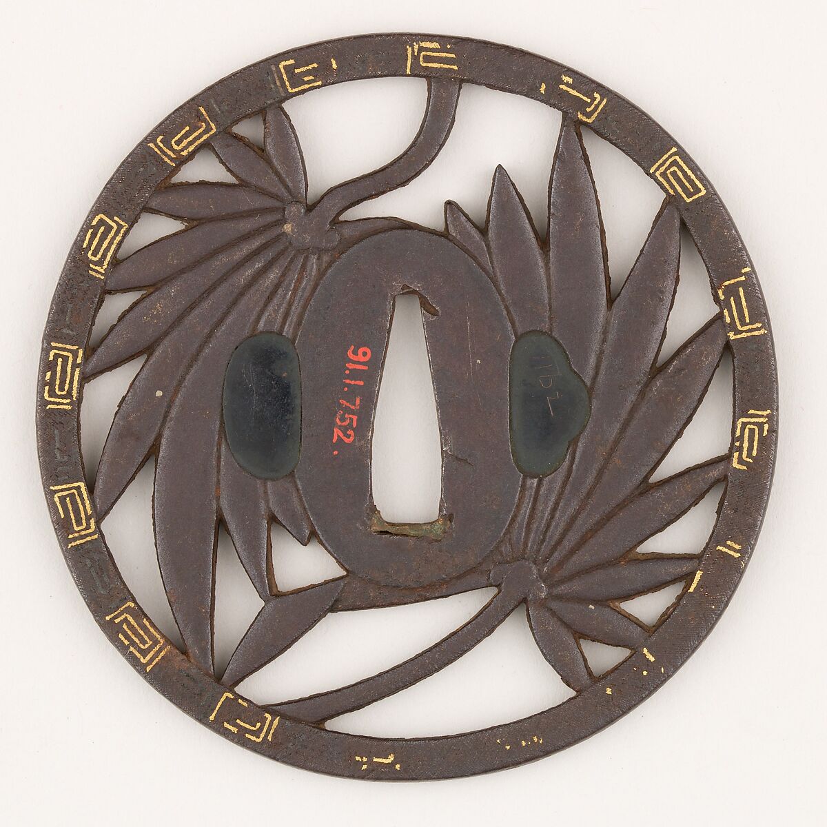 Sword Guard (<i>Tsuba</i>) Depicting (Chinese Windmill) Palm Branches (棕櫚透鐔), Iron, gold, silver, copper-gold alloy (shakudō), Japanese