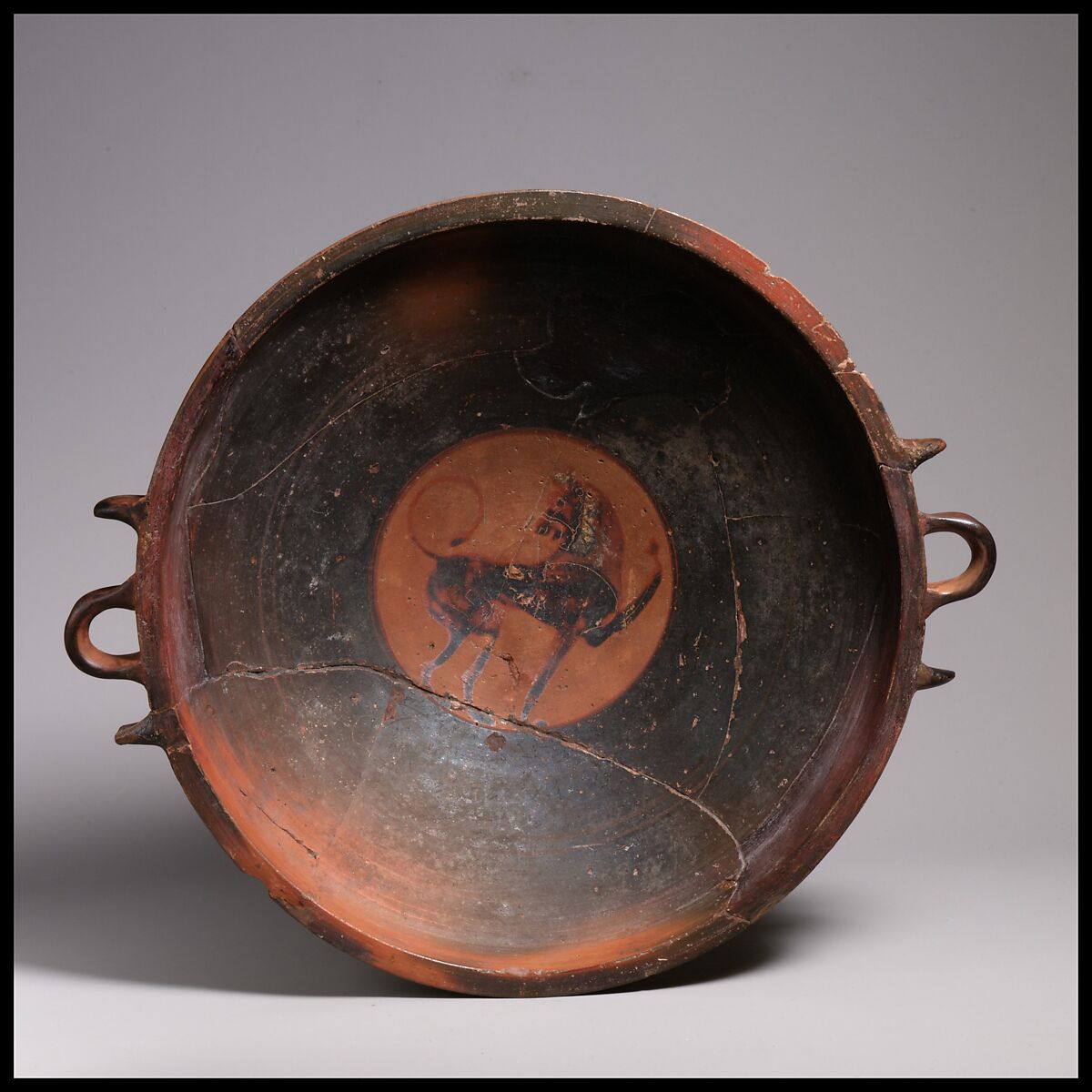 Terracotta lekane (dish), Terracotta, Greek, Boeotian