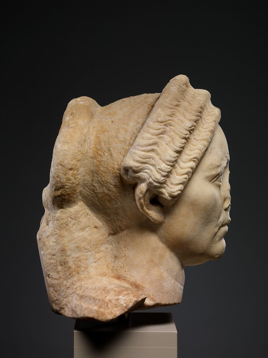 Marble head of a woman, Marble, Roman