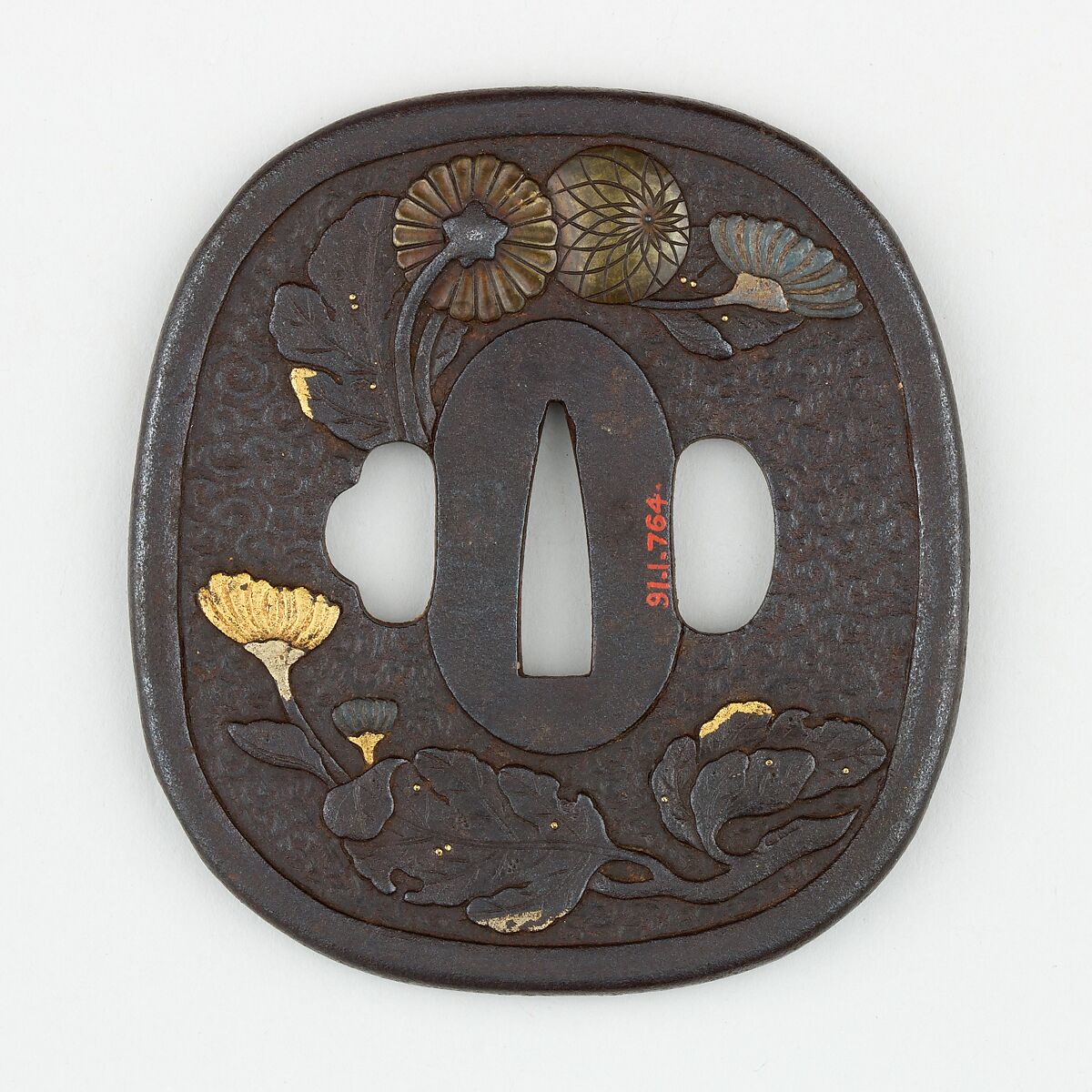 Sword Guard (<i>Tsuba</i>) With the Motif of Chrysanthemums and Butterfly (菊と蝶図鐔), Iron, gold, copper, silver-copper alloy (shibuichi), Japanese