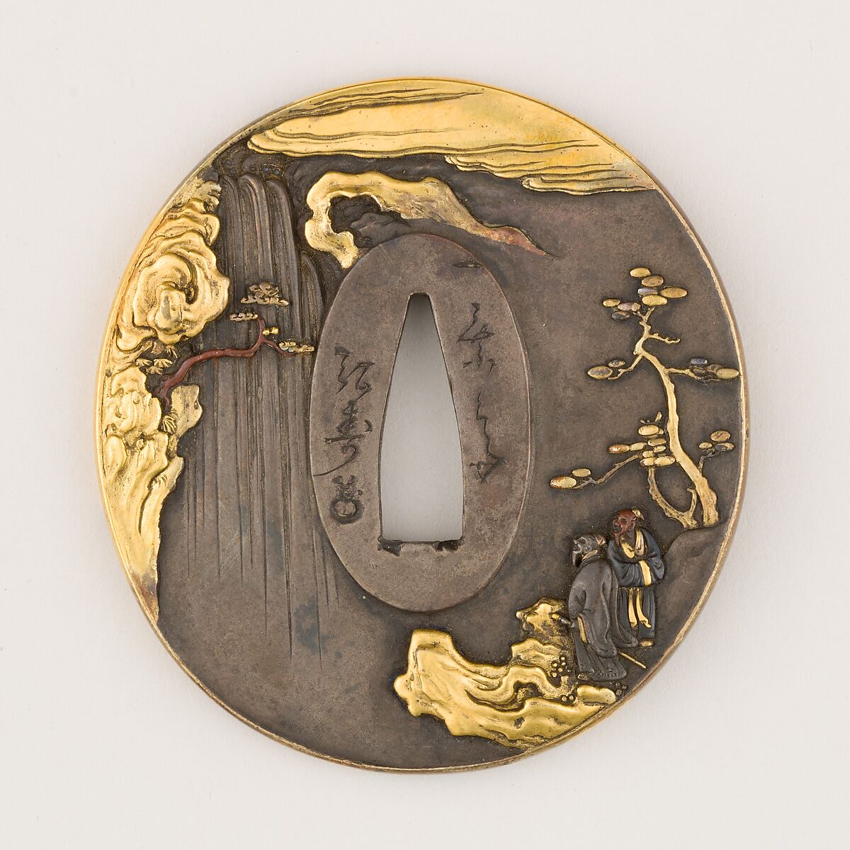 Sword guard (<i>Tsuba</i>) With the Motif of Lǐ Bái Viewing a Waterfall (李白観瀑図鐔), Copper-silver alloy (shibuichi), gold, copper-gold alloy (shakudō), copper, Japanese 