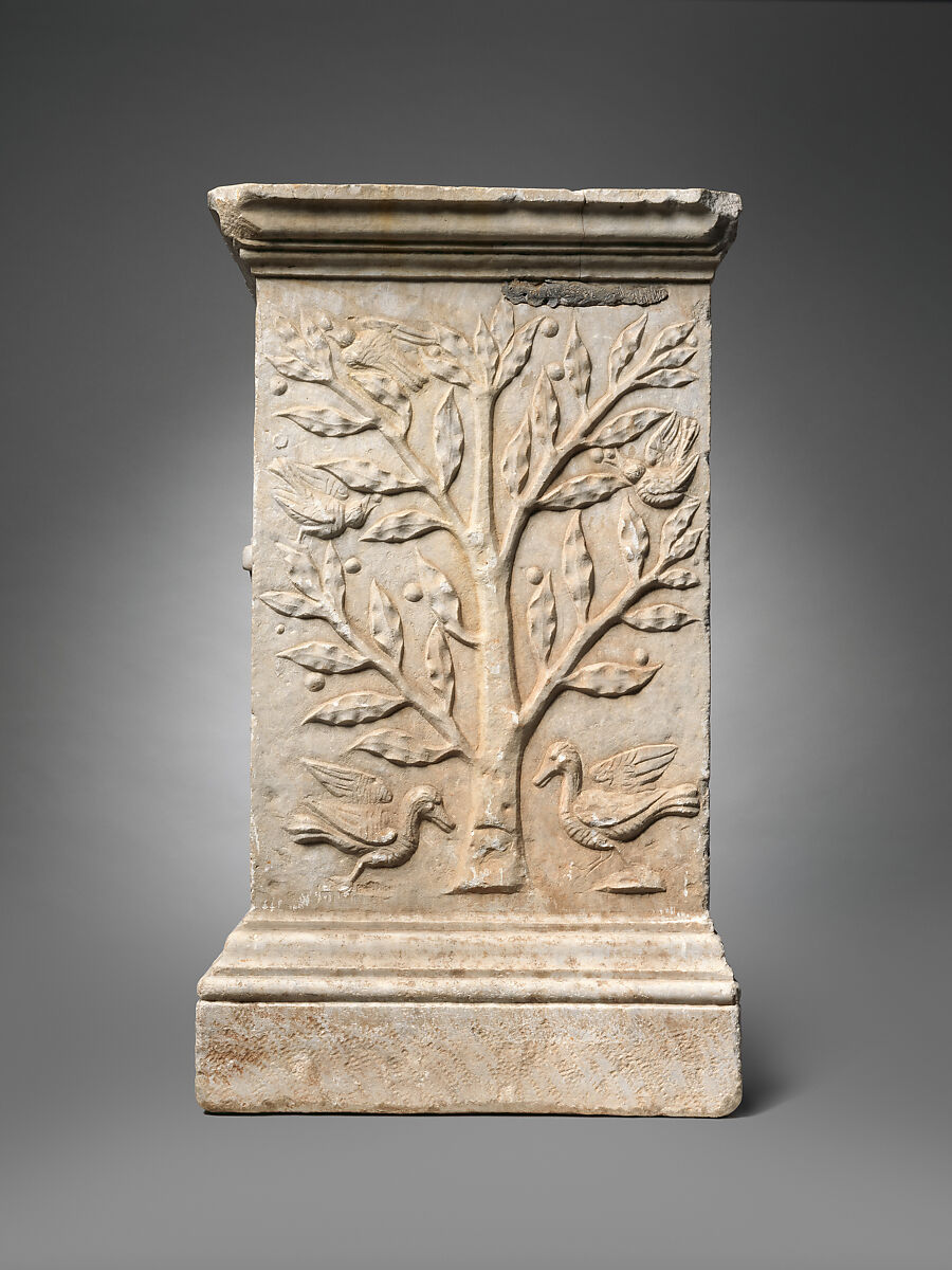 Marble funerary altar, marble, Roman