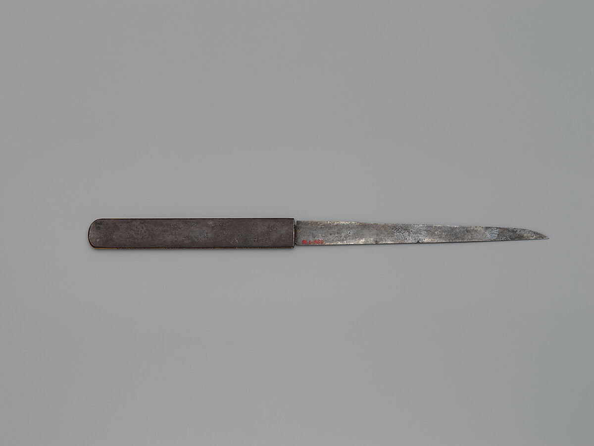 Knife Handle (<i>Kozuka</i>) with Blade Depicting Maples, Arabesques, and Patterns (紅葉唐草文様図小柄), Iron, gold, steel, Japanese
