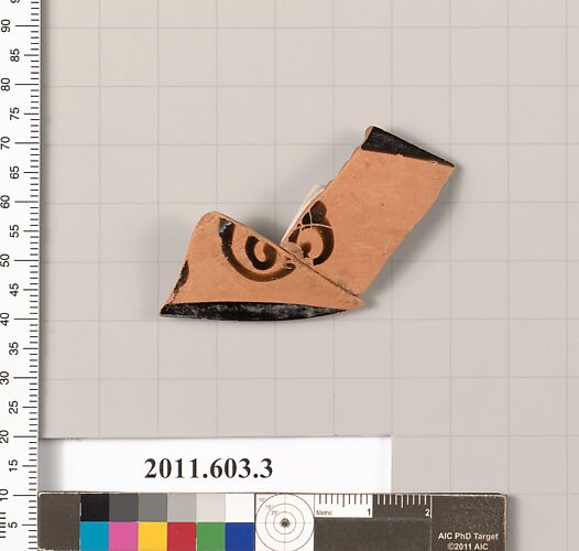 Fragment of a terracotta kylix: band-cup