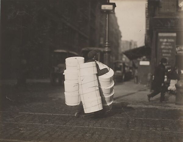 Lewis Hine | Boy carrying hats. Blee[c]ker St., N.Y. | The