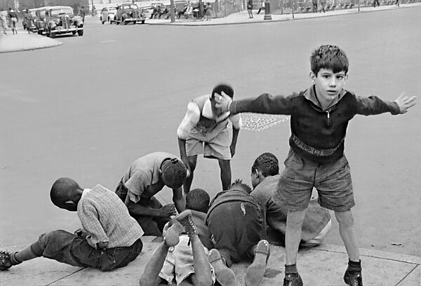 New York, Helen Levitt (American, 1913–2009), Gelatin silver print 