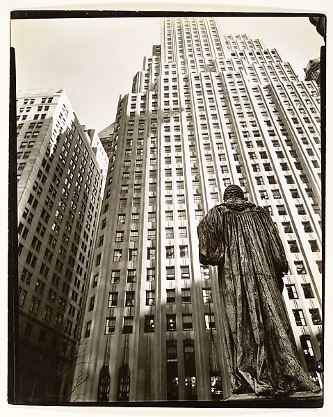 The John Watts Statue in Trinity Chuchyard, Berenice Abbott (American, Springfield, Ohio 1898–1991 Monson, Maine), Gelatin silver print 