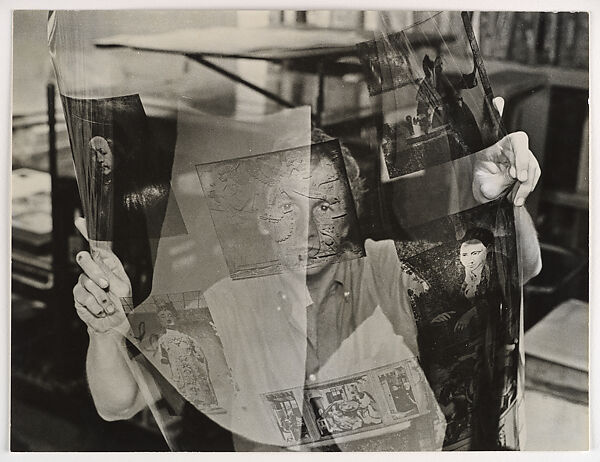 [Robert Rauschenberg Holding Film for Metropolitan Museum's Centennial Certificate], Hans Namuth (American, 1915–1990), Gelatin silver print 