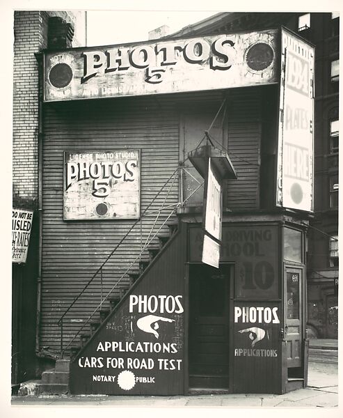 License Photo Studio, New York, Walker Evans (American, St. Louis, Missouri 1903–1975 New Haven, Connecticut), Gelatin silver print 