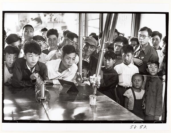 Industrial exposition: mechanical hand for handling radioactive objects, Peking, Henri Cartier-Bresson (French, Chanteloup-en-Brie 1908–2004 Montjustin), Gelatin silver print 