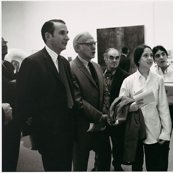 [People in the Gallery, Metropolitan Museum of Art], Bruce Davidson (American, born 1933), Gelatin silver print 