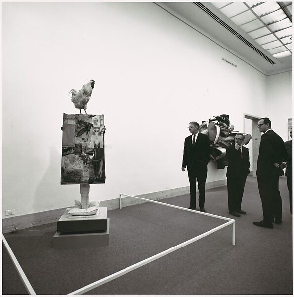 [People in the Galleries, Metropolitan Museum of Art], Bruce Davidson (American, born 1933), Gelatin silver print 