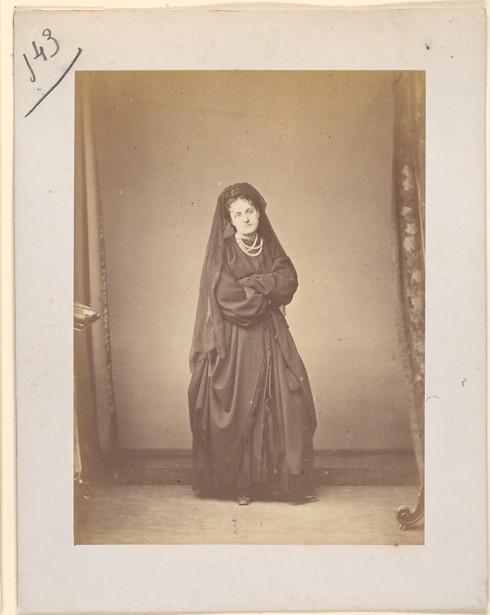 Sèriè à la Ristori, Pierre-Louis Pierson (French, 1822–1913), Albumen silver print from glass negative 